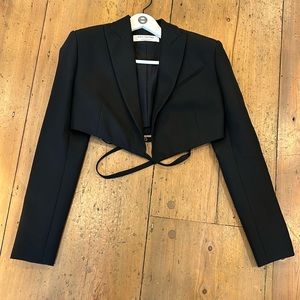 Cropped blazer size 6